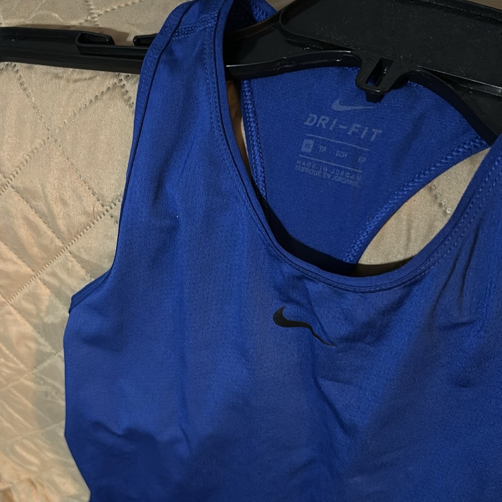 Nike Dri Fit XS blue women’s tank - Picture 3 of 5